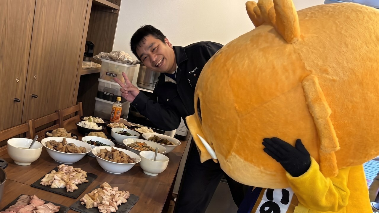 竣工懇親会の料理といのまる課長
